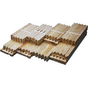 4 komplety ramek do uli na białym tle